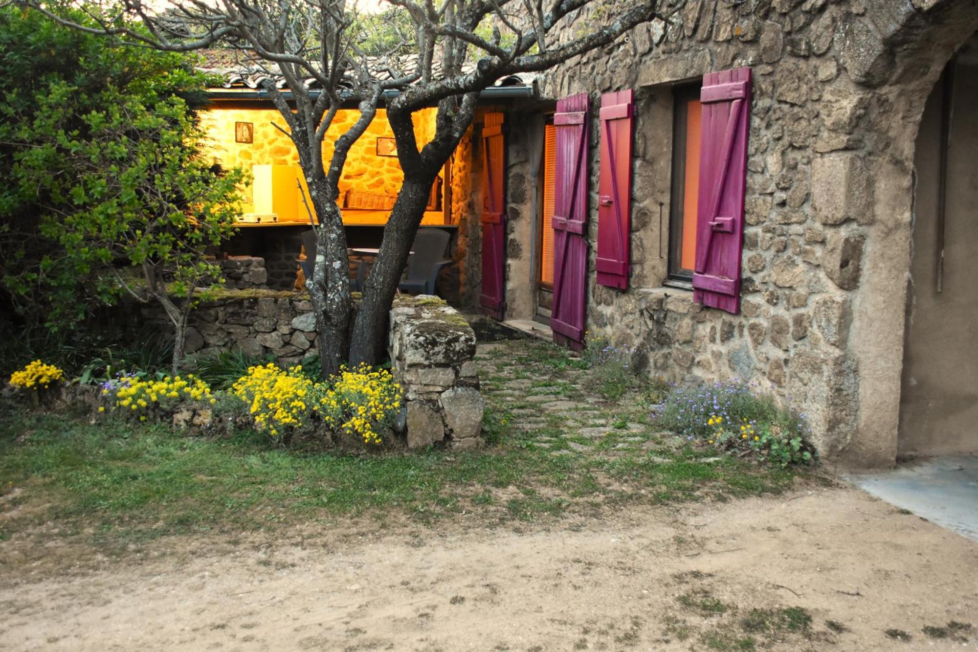 Chambre D'Hotes De Thoree Maclas 外观 照片